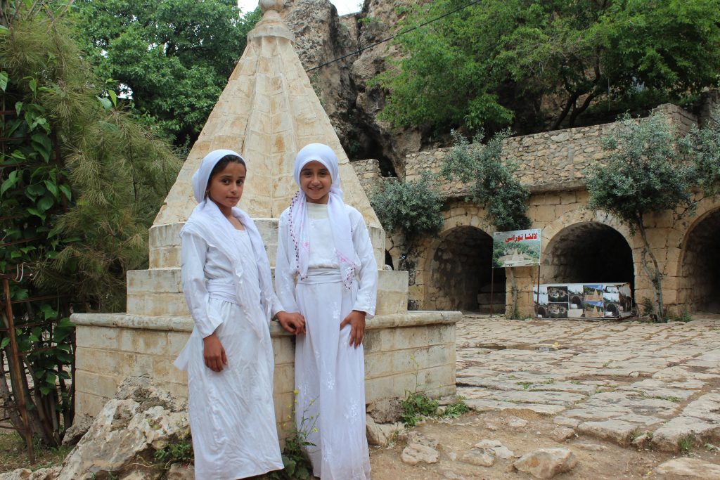 yezidi-girls