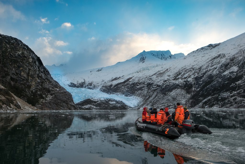 Parry Glacier tour © ATTA / Josiah Holwick