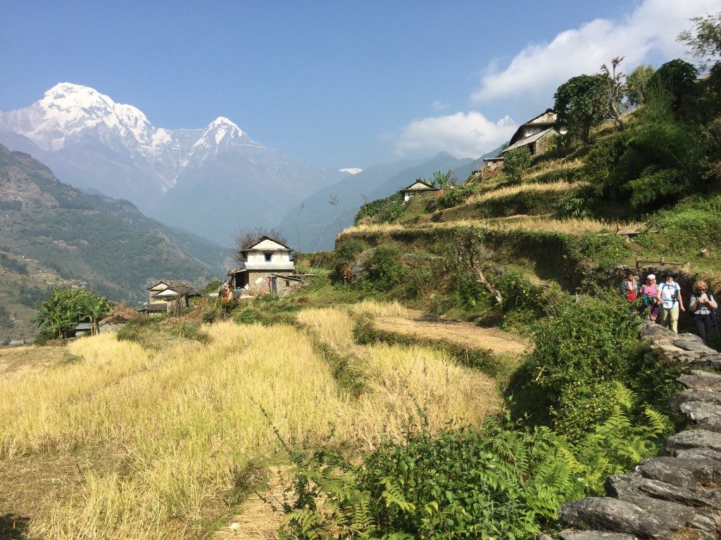 3-amazing-scenery-trekking-in-nepal-kelly-palmer-1024x768